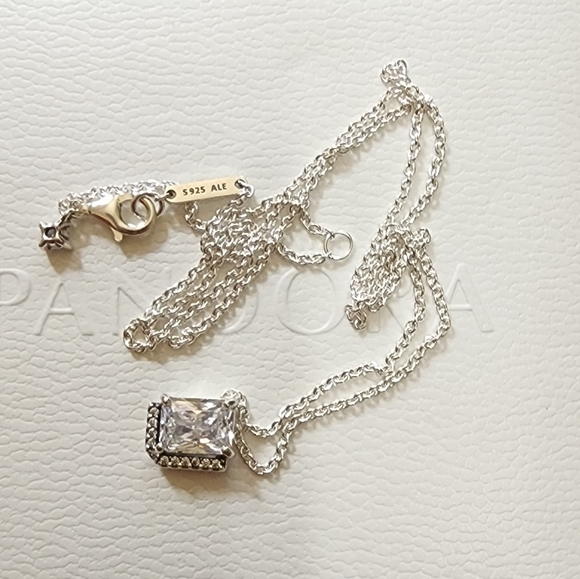 Pandora Rectangular Sparkling Halo Collier Necklace 17.7 IN - Picture 7 of 8